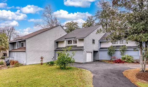 34 Arabian Dr, Charleston, SC 29407
