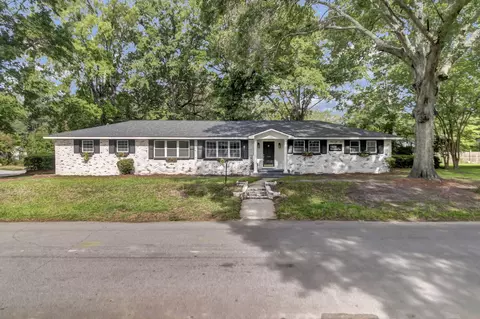 1929 Westminster Rd, Charleston, SC 29407