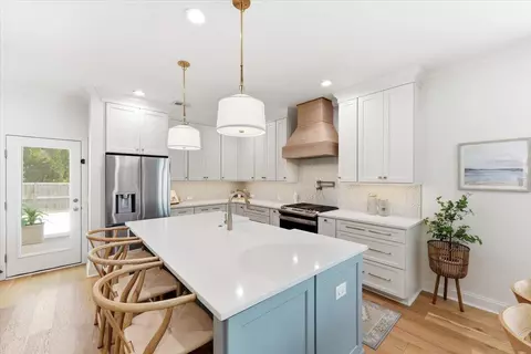 720 Goodlet Cir, Charleston, SC 29412