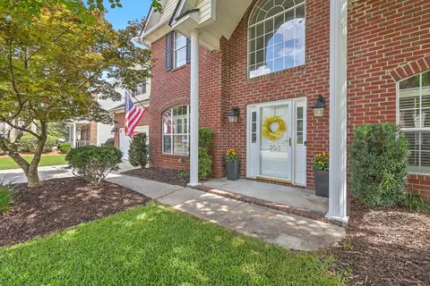 203 N Pembroke Dr, Goose Creek, SC 29445