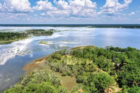 6258 Josie Ridge Rd, Wadmalaw Island, SC 29487