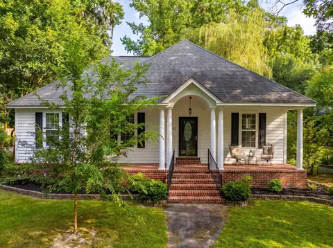 1102 S Main St, Summerville, SC 29483