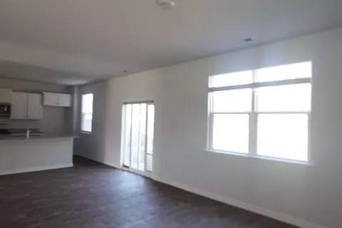Living - 436 Cedarview Rd, Summerville, SC 29486 photo 3 of 4