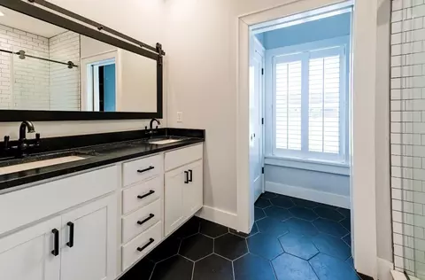 Bath - 230 Winchime Ct, Moncks Corner, SC 29461 photo 2 of 9
