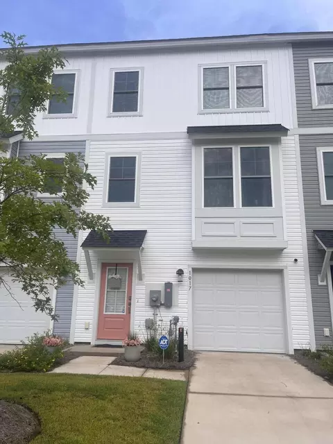 1017 Pettiford Pl, Hanahan, SC 29410