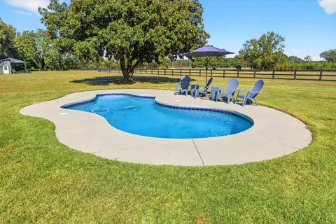 Exterior - 294 Nates Store Rd, Cameron, SC 29030 photo 5 of 7