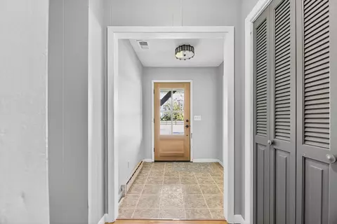 Entry Way - 294 Nates Store Rd, Cameron, SC 29030 photo 1 of 3