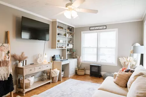 Living - 476 N Railroad Ave, Brunson, SC 29911 photo 1 of 1
