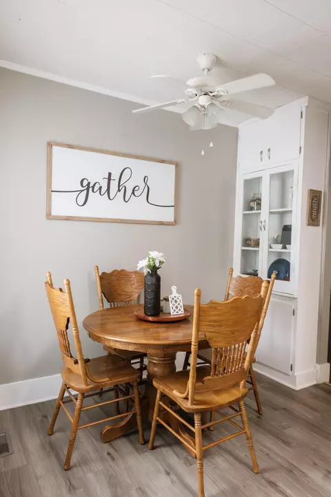 Dining - 476 N Railroad Ave, Brunson, SC 29911 photo 1 of 2