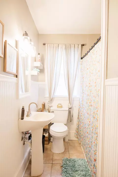 Bath - 476 N Railroad Ave, Brunson, SC 29911 photo 2 of 2