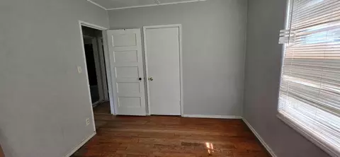 Bedroom - 306 E Hampton St, Elloree, SC 29047 photo 3 of 5