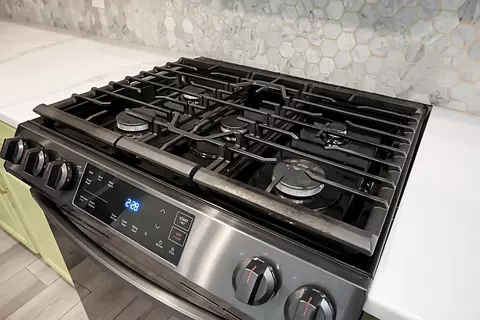 Kitchen - 243 Oglethorpe Cir, Moncks Corner, SC 29461 photo 3 of 4