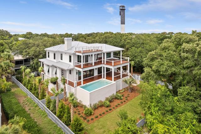 189 Station 18th St, Sullivans Island, SC 29482