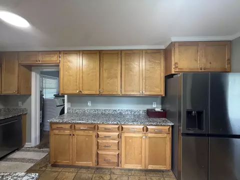 Kitchen - 605 W Pulaski Dr, Hampton, SC 29924 photo 5 of 5