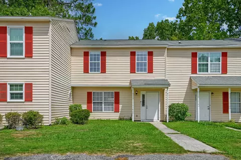 4724 Bayfield Dr, North Charleston, SC 29418