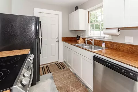 Kitchen - 1107 Meade St, Moncks Corner, SC 29461 photo 2 of 3