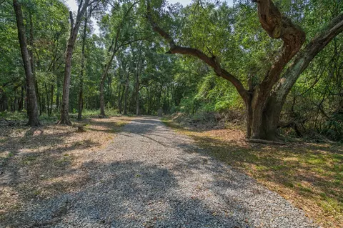 5 5a Shell House Rd, Edisto Island, SC 29438