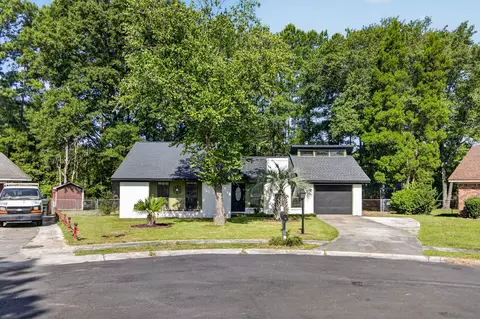 410 Fox Hunt Rd, Goose Creek, SC 29445