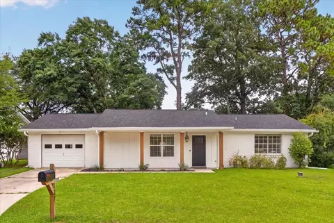 127 Saint Marks Dr, Goose Creek, SC 29445
