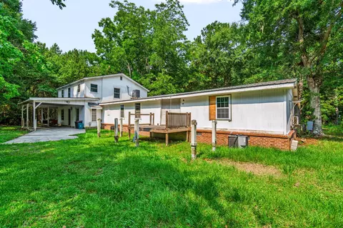7693 White Point Rd, Adams Run, SC 29426