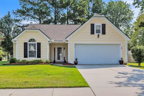 106 Irish Oak Dr, Goose Creek, SC 29445