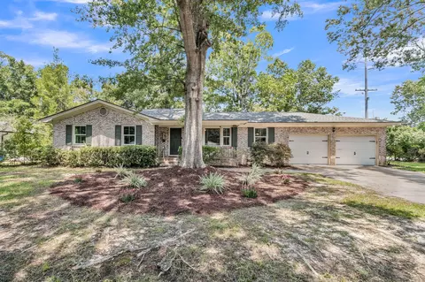 2204 N Dallerton Cir, Charleston, SC 29414