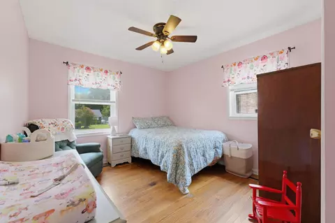 Bedroom - 135 Sandy Dr, Moncks Corner, SC 29461 photo 4 of 4