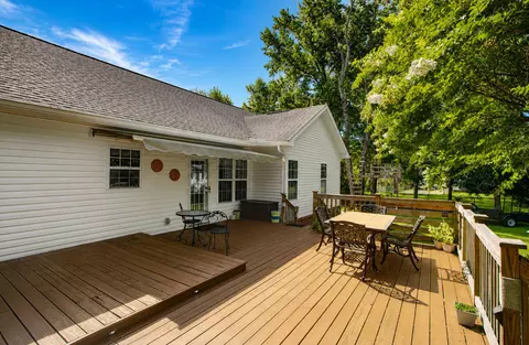 Exterior - 409 Sandy Dr, Moncks Corner, SC 29461 photo 9 of 28