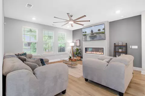 608 S Pointe Blvd, Summerville, SC 29483