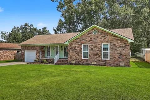 114 Essex Ave, Goose Creek, SC 29445