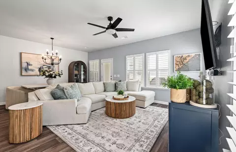 8702 Silver Perch Ln, North Charleston, SC 29420