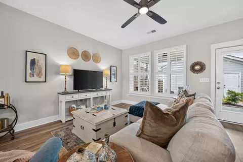 Living - 313 Eclipse St, Summerville, SC 29486 photo 1 of 3