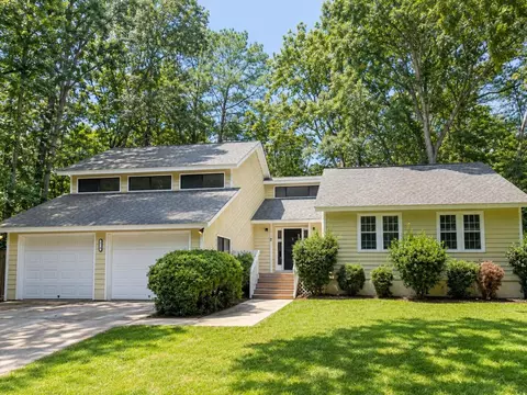 158 Fox Chase Dr, Goose Creek, SC 29445