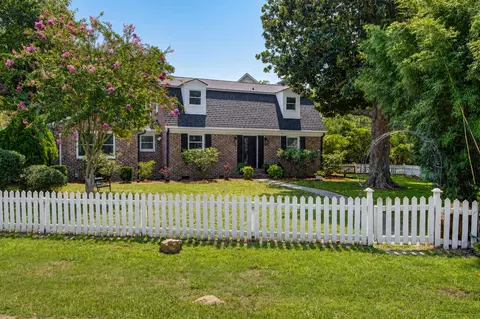 740 Shamrock Ln, Charleston, SC 29412