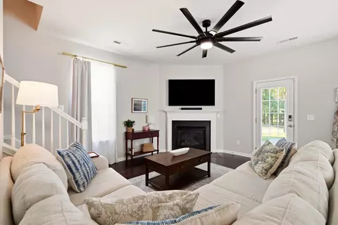 Living - 126 Red Leaf Blvd, Moncks Corner, SC 29461 photo 1 of 2