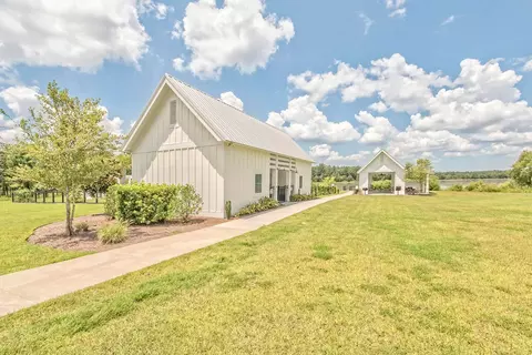 Exterior - 126 Red Leaf Blvd, Moncks Corner, SC 29461 photo 7 of 11