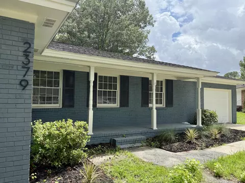 2379 Otranto Rd, North Charleston, SC 29406