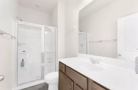 Bath - 153 Winding Grove Ln, Moncks Corner, SC 29461 photo 2 of 3