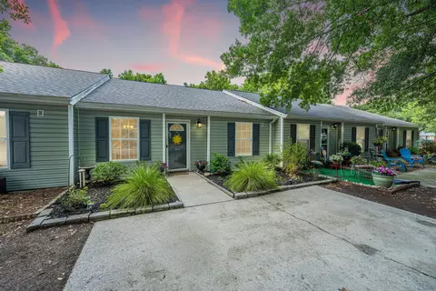 1575 Blaze Ln, Charleston, SC 29412