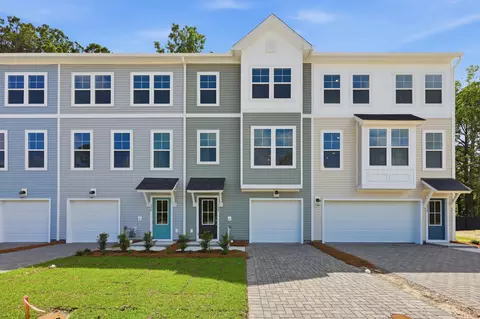 132 Fernbank Ct, Johns Island, SC 29455