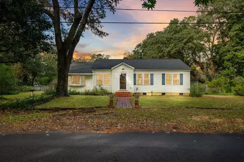 2128 Golfview Dr, Charleston, SC 29412
