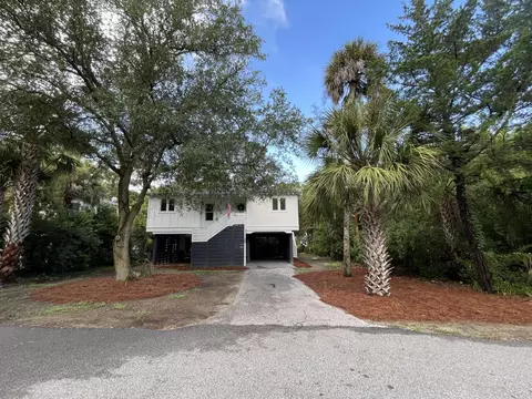25 Sandcrab Ct, Isle Of Palms, SC 29451