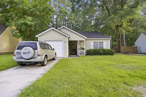 112 Blueridge Trl, North Charleston, SC 29418