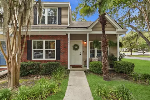 8089 Shadow Oak Dr, North Charleston, SC 29406