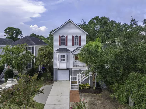 819 Harbor Place Dr, Charleston, SC 29412