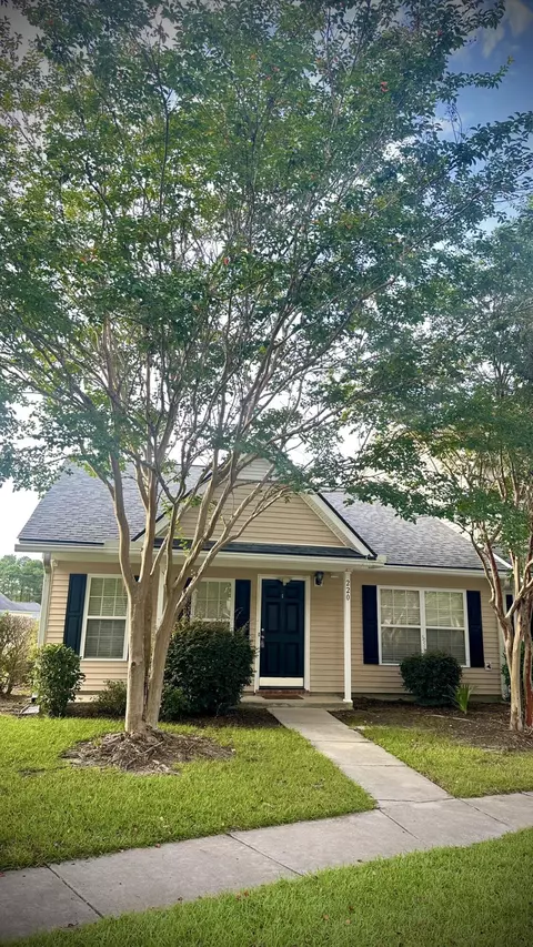 220 Jackson St, Goose Creek, SC 29445