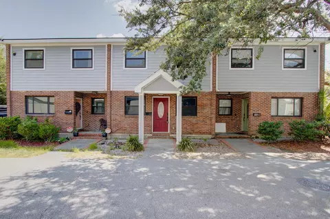 134 Congress St #B, Charleston, SC 29403