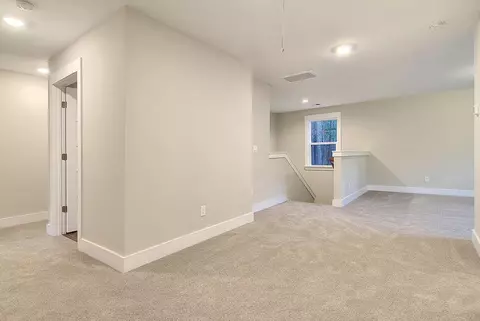 Entry Way - 100 Creek Pointe Dr, Moncks Corner, SC 29461 photo 2 of 2