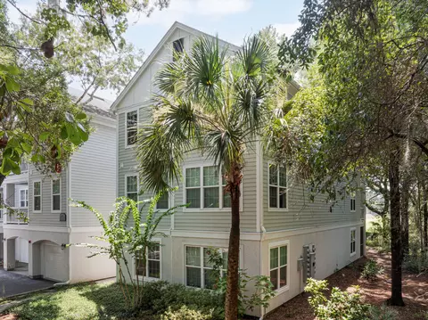 60 Fenwick Hall Aly #332, Johns Island, SC 29455