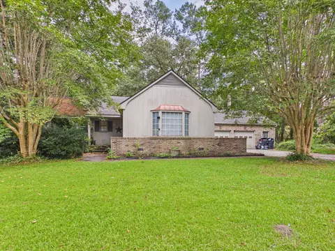 102 Candlewood Ct, Summerville, SC 29485
